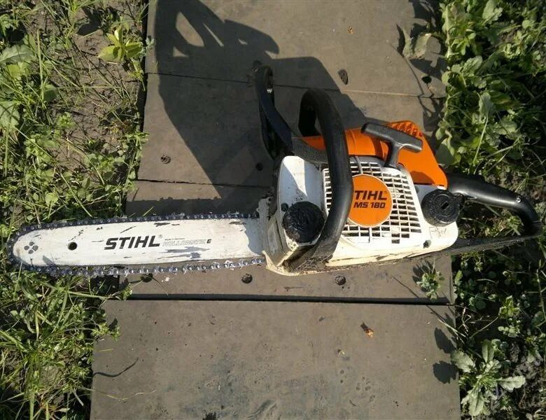 Штиль 180 б у. Бензопила Stihl мс180. Штиль МС 180. Stihl MS 180. Бензопила штиль МС 180.