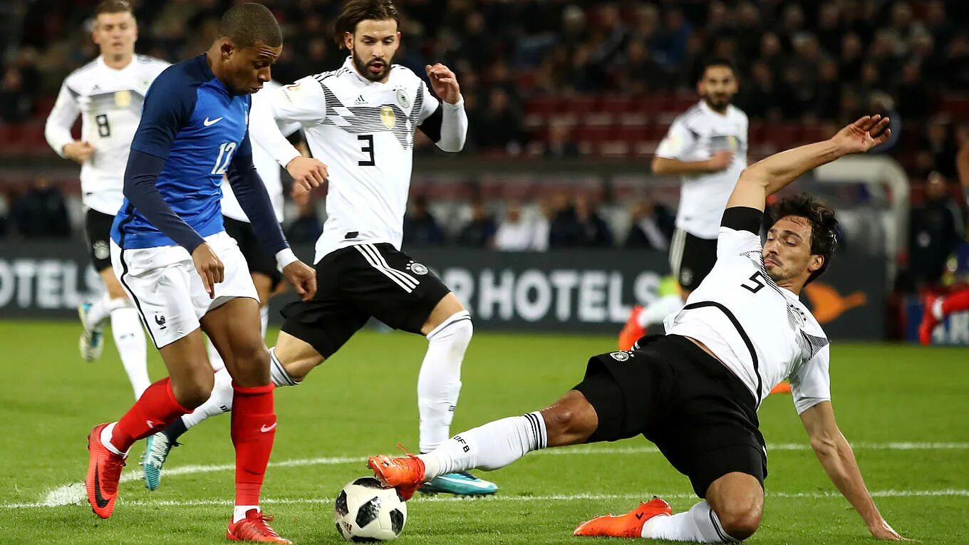 Матч Германия Франция. Франция и Германия. Германия vs Франция. Франция Германия превью матча. Германия франция сравнения