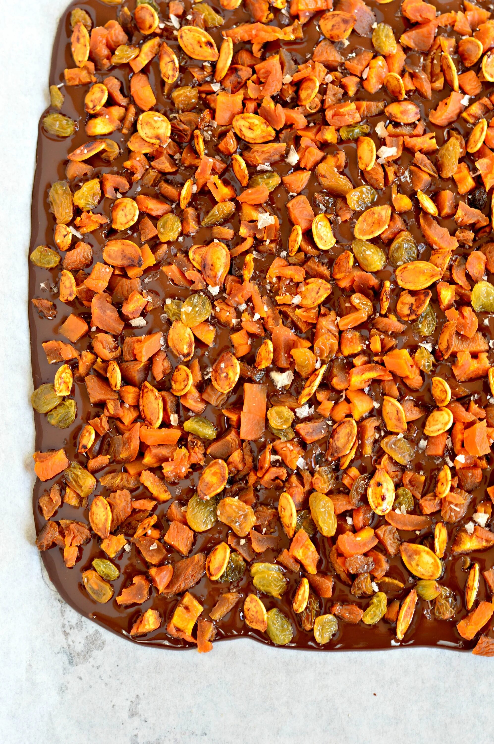 Высушенные тыквы целиком. Вяленая тыква. Вяленая тыква. Цукаты из тыквы в духовке. Тыква запечённая в духовке.