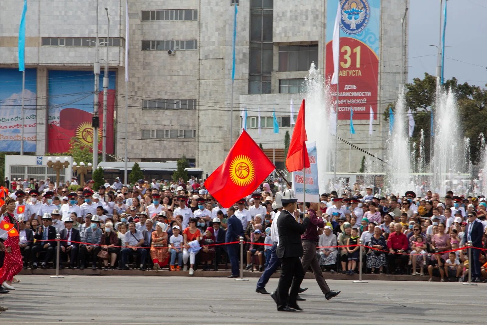 31 Августа - день независимости Кыргызской Республики. 30 Летие независимости Кыргызстана. День не независимости в Кыргызстане. Парад Кыргызстан. Праздники в киргизии 2024