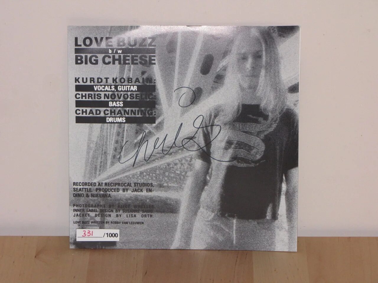 Nirvana Love Buzz big Cheese. Nirvana Love Buzz обложка. Big Cheese Nirvana. Love Buzz Cover Nirvana. Nirvana buzz