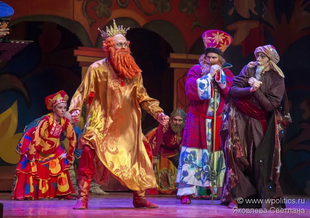 Римский корсаков золотой петушок. Золотой петушок н.а римский-корсаков. николай римский-корсаков золотой петушок 1907. опера золотой петушок. золотой петушок корсаков.