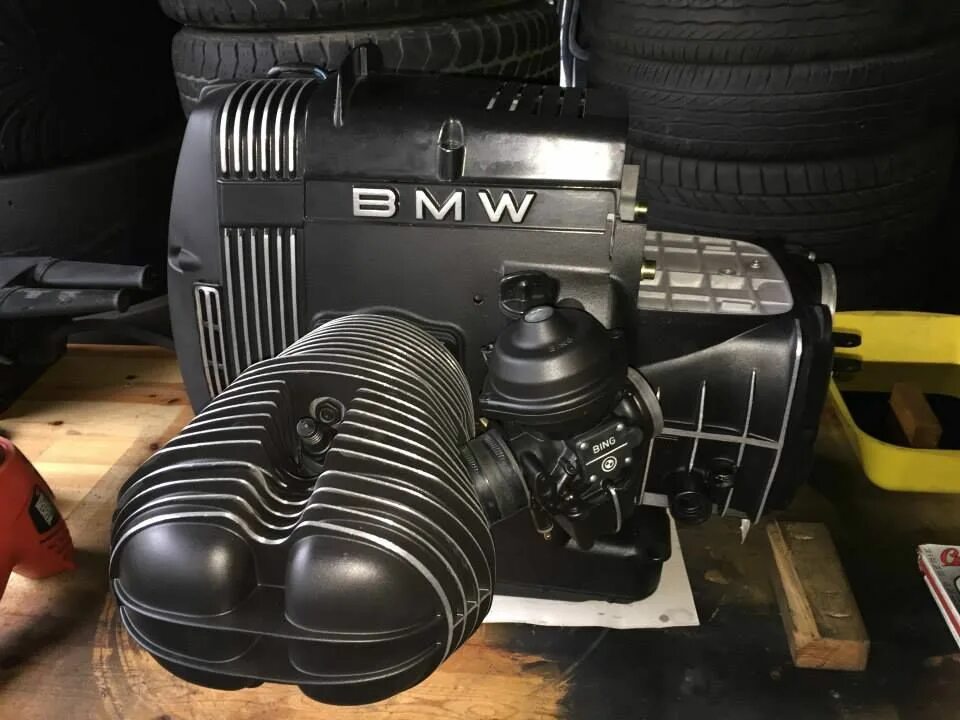 Мотора 80 купить. Мотор BMW r80. Двигатель мотоцикла BMW r80. Двигатель BMW r100. Двигатель БМВ Р 80.