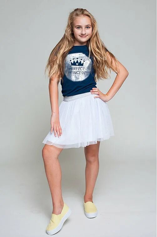 Девочки в юбках 11. Мини юбка для девочки 12 лет. Девочки в юбках 11. Юбка бимбалина. Мини юбка для девочки 10 лет.
