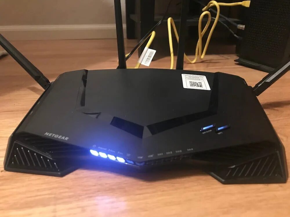 Самый роутер. Asus 500 роутер. asus модем игровой. роутер hl-552. msi роутер 4.