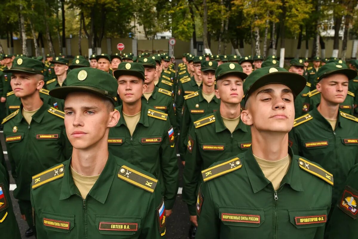 Будут ли военные в москве. ВУМО военный университет Москва. Курсанты военного университета Министерства обороны РФ. Военный университет Министерства обороны Лефортово. Военный университет Минобороны РФ курсанты.