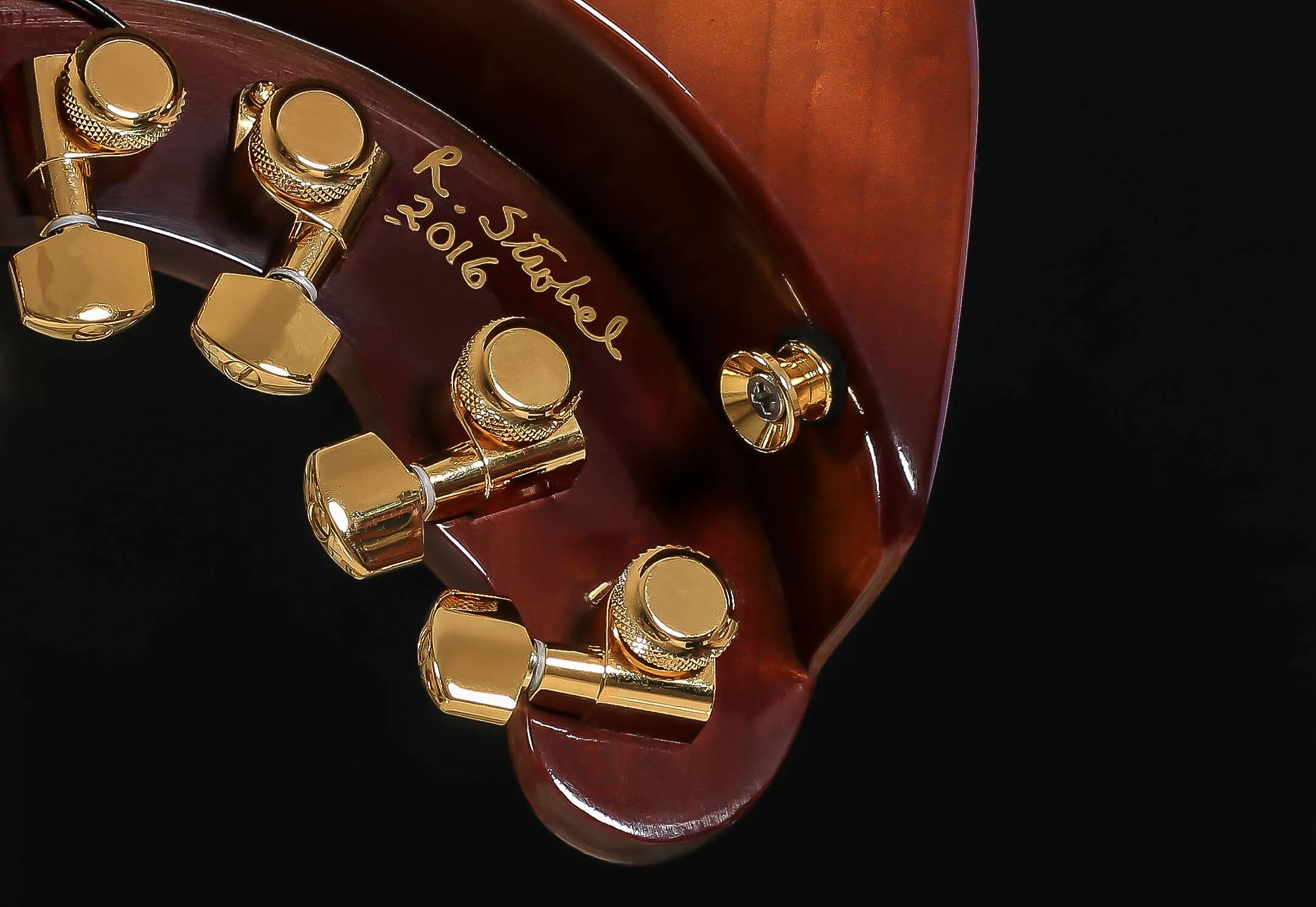 Custom travel. Гитара eg-1. Custom travel. Custom travel. Custom travel.