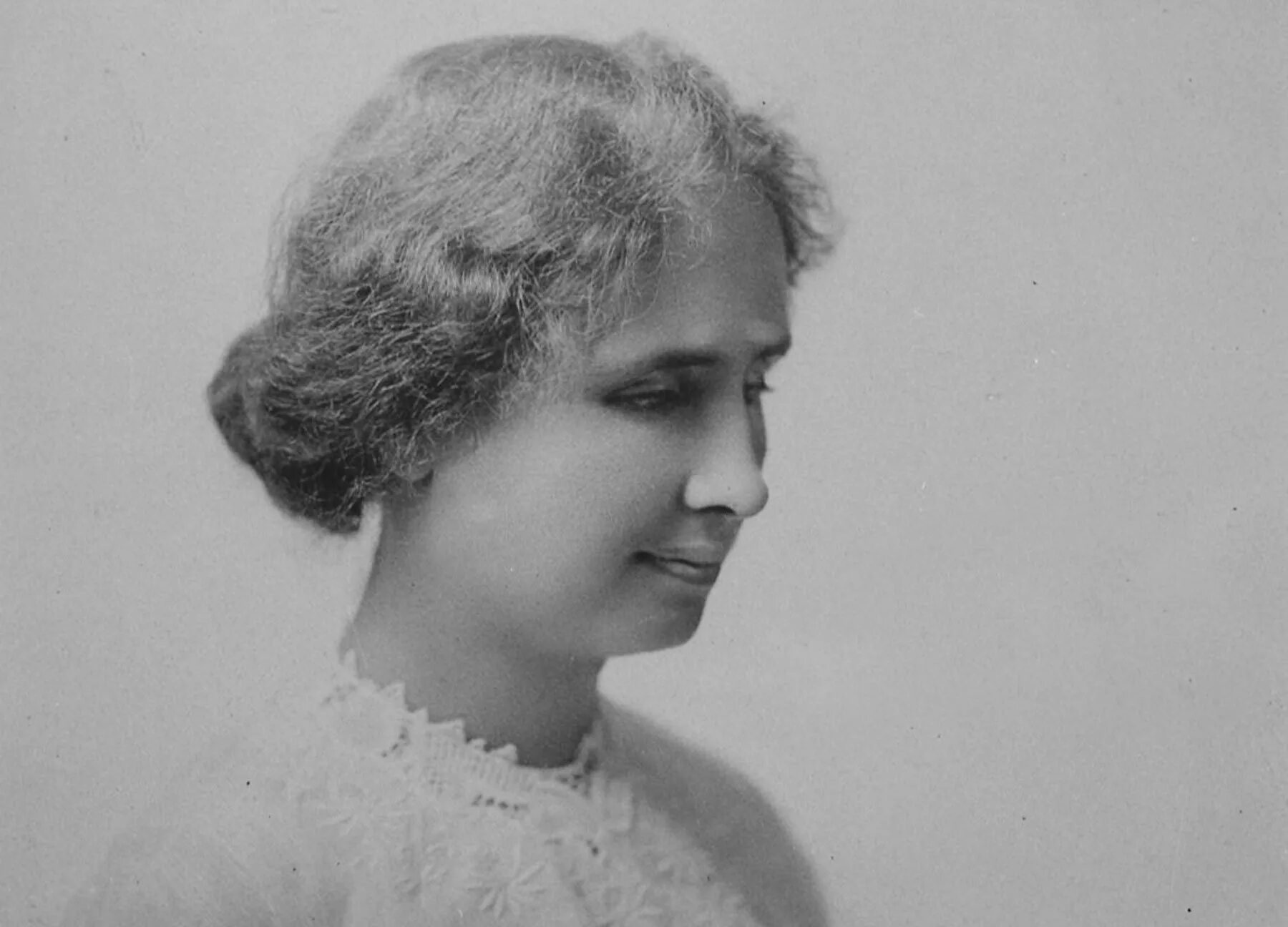 Helen keller imagine a person who