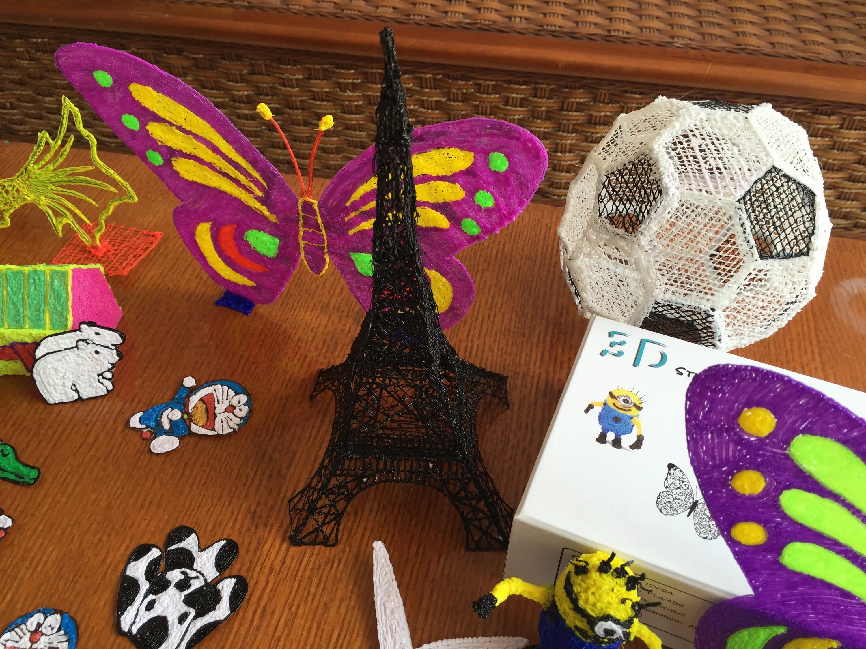 3д ручка хэллоуин. Фигурки 3д ручкой. Объемные фигурки 3д ручкой. Поделки из 3дддд ручкииии. 3d-ручка d0757a.