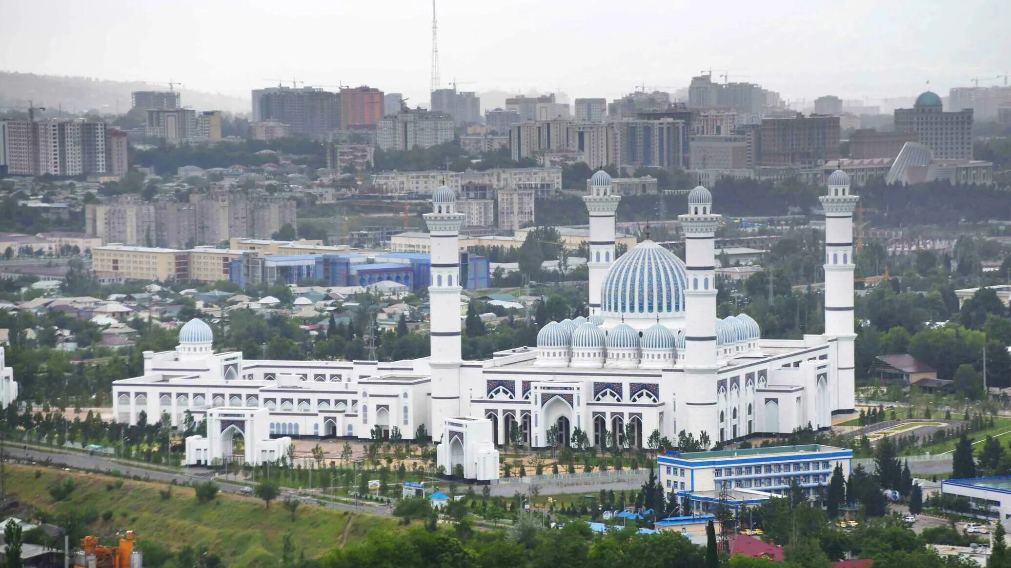 Центральная мечеть Душанбе. Соборная мечеть Душанбе. Новый мечеть в Душанбе. Мечеть в Таджикистане Душанбе.