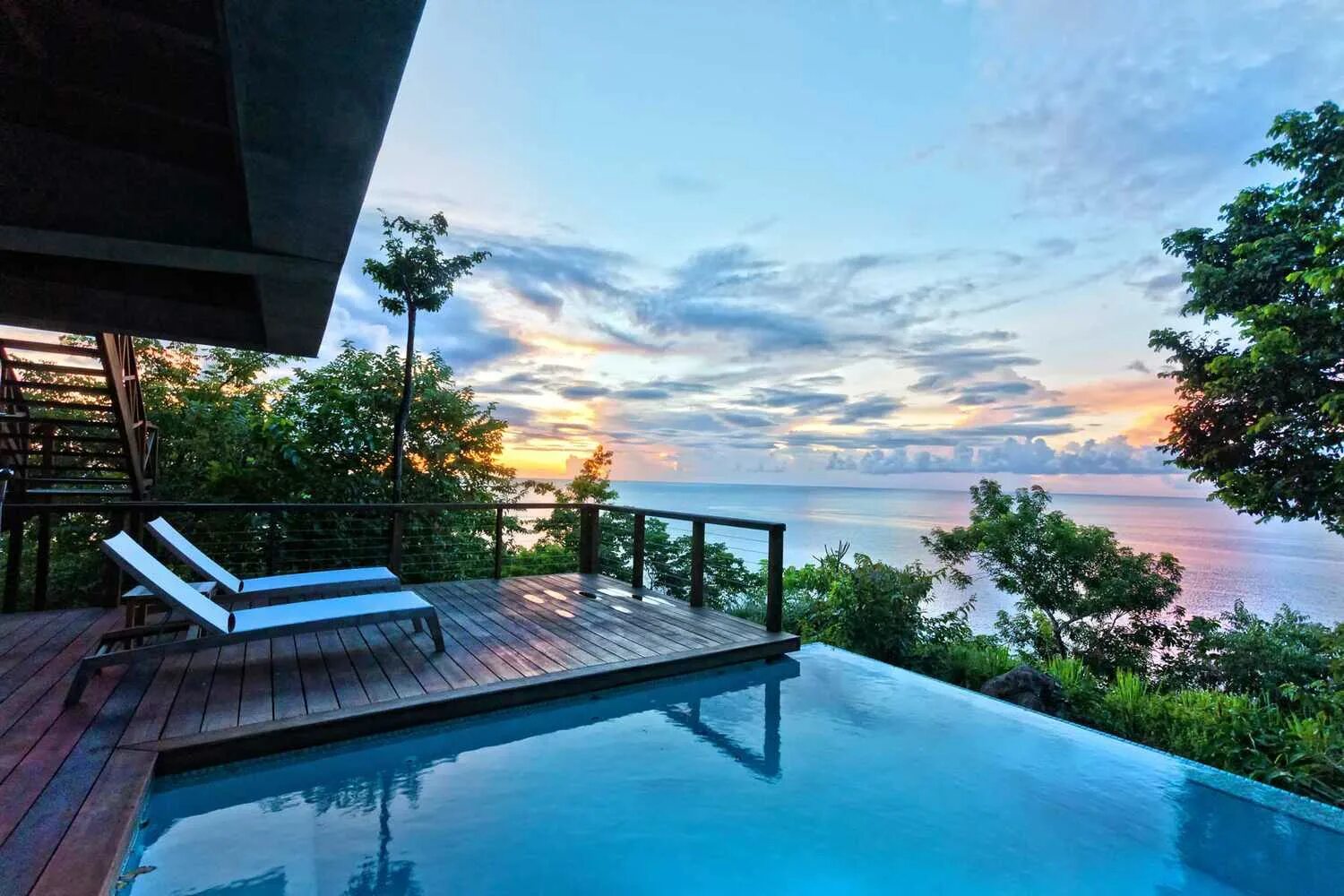 Sunset pool