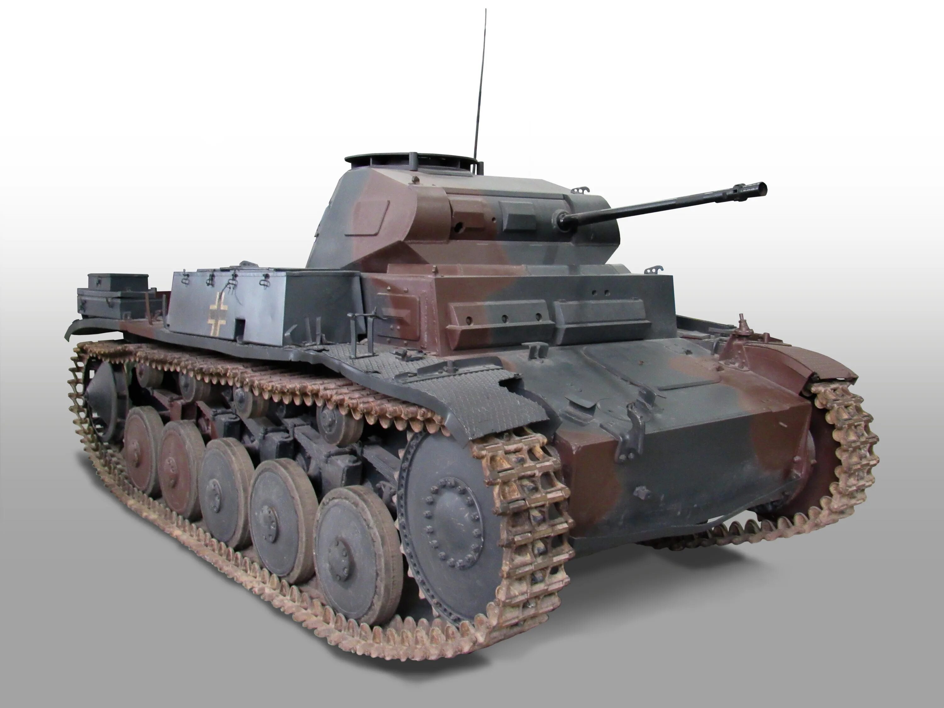 Pz kpfw ausf j. Танк панцер 2. Немецкий танк т2 f. Танк PZ 2. PZ 2 Ausf f.