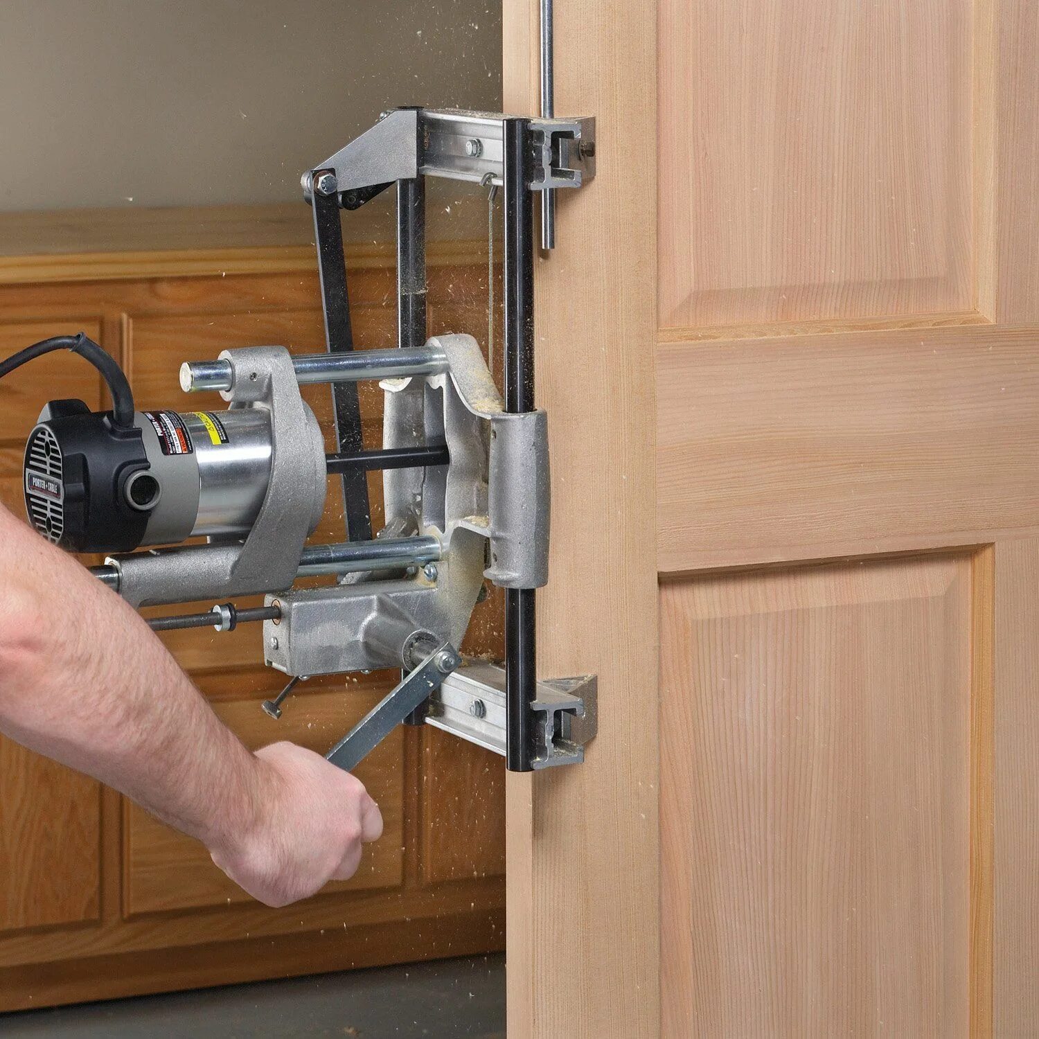 Инструмент для дверей и врезки замков. Глубинный фрезер для врезки замков макита. Dewalt d180004. Кондуктор для врезки дверных замков милуоки. Инструмент для дверей и врезки замков.