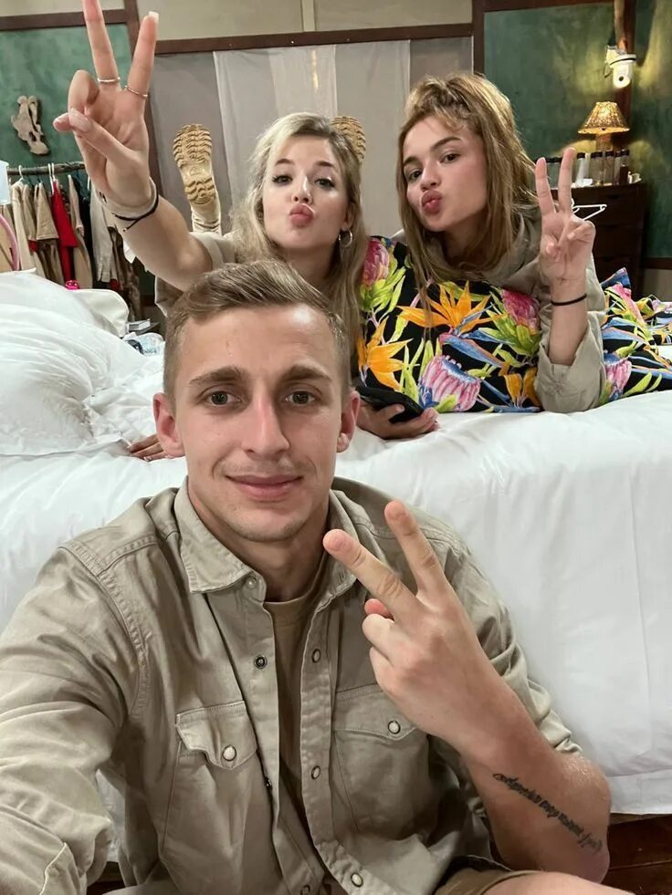 Пин от пользователя Sandra Sandrute на доске Шип Карнавал, Дрянные девчонки, Мол