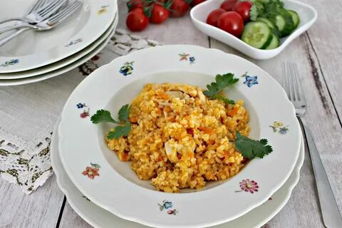 Приготовить булгур с курицей и овощами