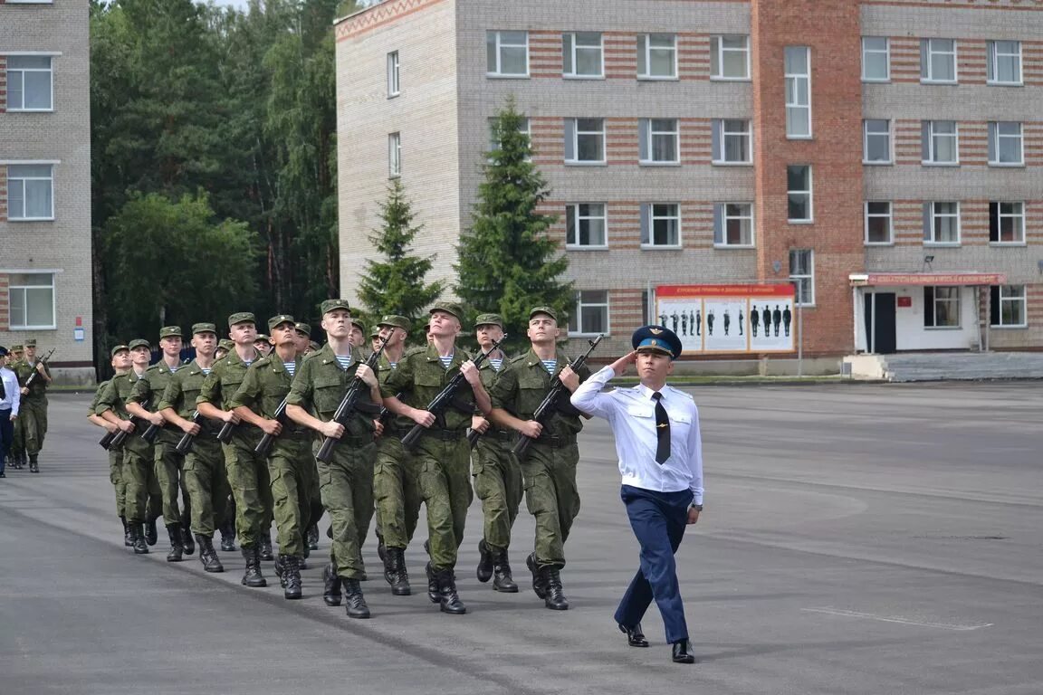 Учебный центр НВВКУ Новосибирск. НВВКУ Новосибирск плац. Академгородок Новосибирск НВВКУ. НВВКУ рота 2.