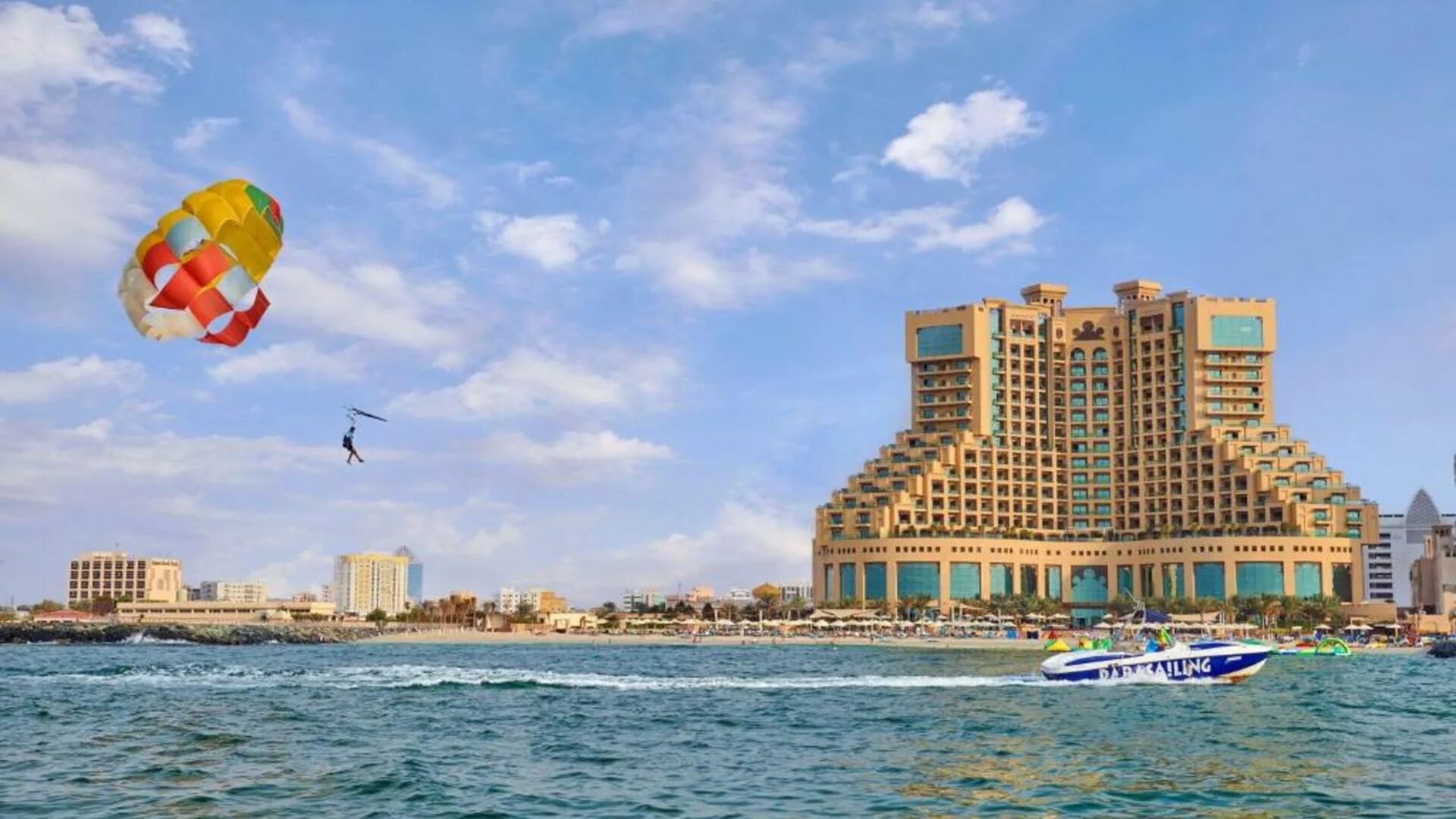 Ajman отель оаэ. Оаэ fairmont ajman. файрмонт аджман отель эмираты. объединенные арабские эмираты аджман fairmont ajman 5*. fairmont ajman 5*, оаэ, пляжные отели аджмана.