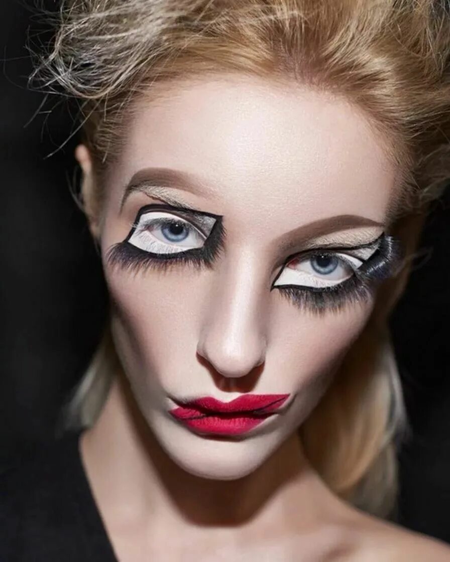 Pin on Макияж in 2025 Smokey eye makeup, Bridal eye makeup, Pretty eye makeup