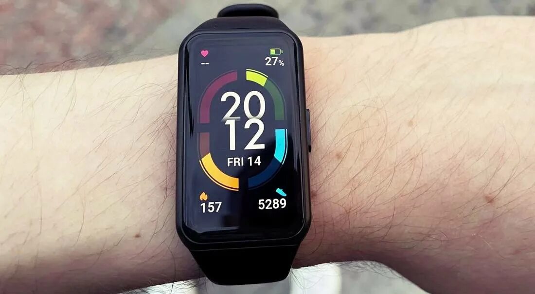 Mi smart band 7 pro. Xiaomi smart band 7 pro. Xiaomi mi band 7. Смарт-браслет huawei band 6. Умный браслет xiaomi mi band 7.