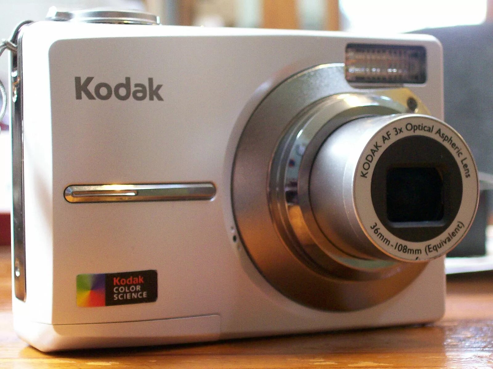 Kodak москва. Kodak easyshare c613. фотоаппараты кодак с 613. kodak easyshare c613 дисплей. kodak 1995.