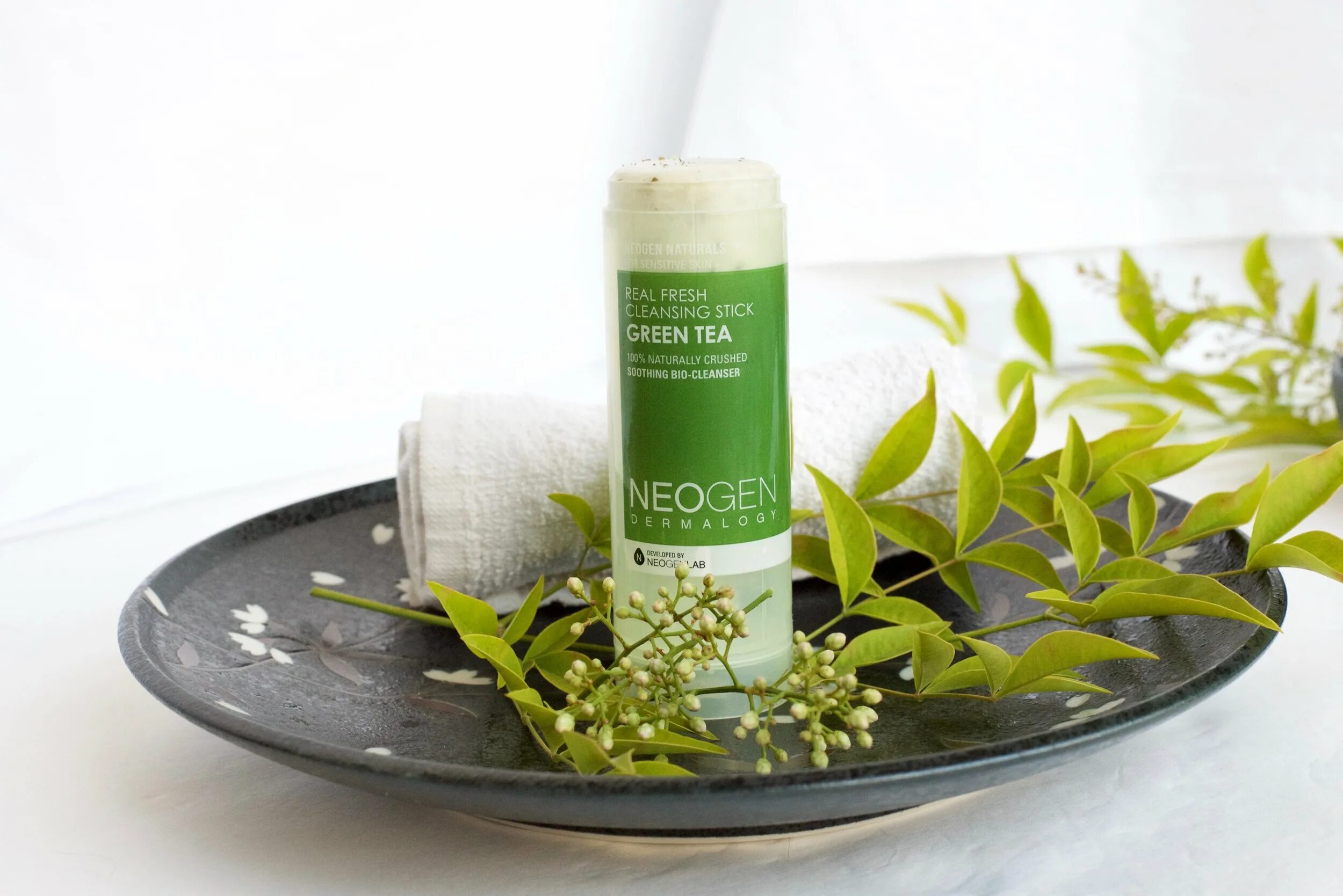 Fresh cleansing. Neogen real fresh tea. fresh green tea с экстрактом зеленого чая. neogen косметика корея. isntree green tea fresh cleanser gel.