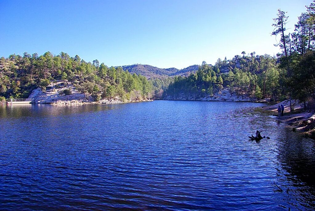 Rose lake. Озеро в аризоне. медовое озеро аризона. camping lake water.