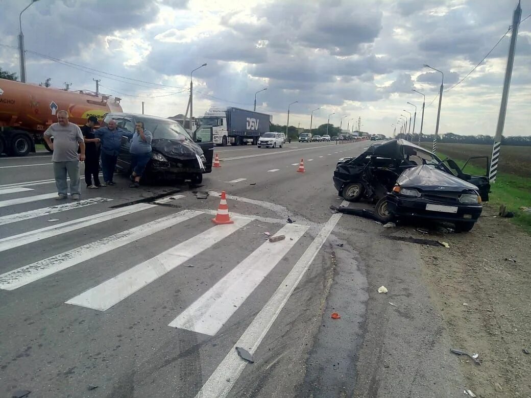 Аварии ДТП Усть-Лабинского района. ДТП Усть Лабинск Краснодар. ДТП Усть Лабинский район. Последние аварии края