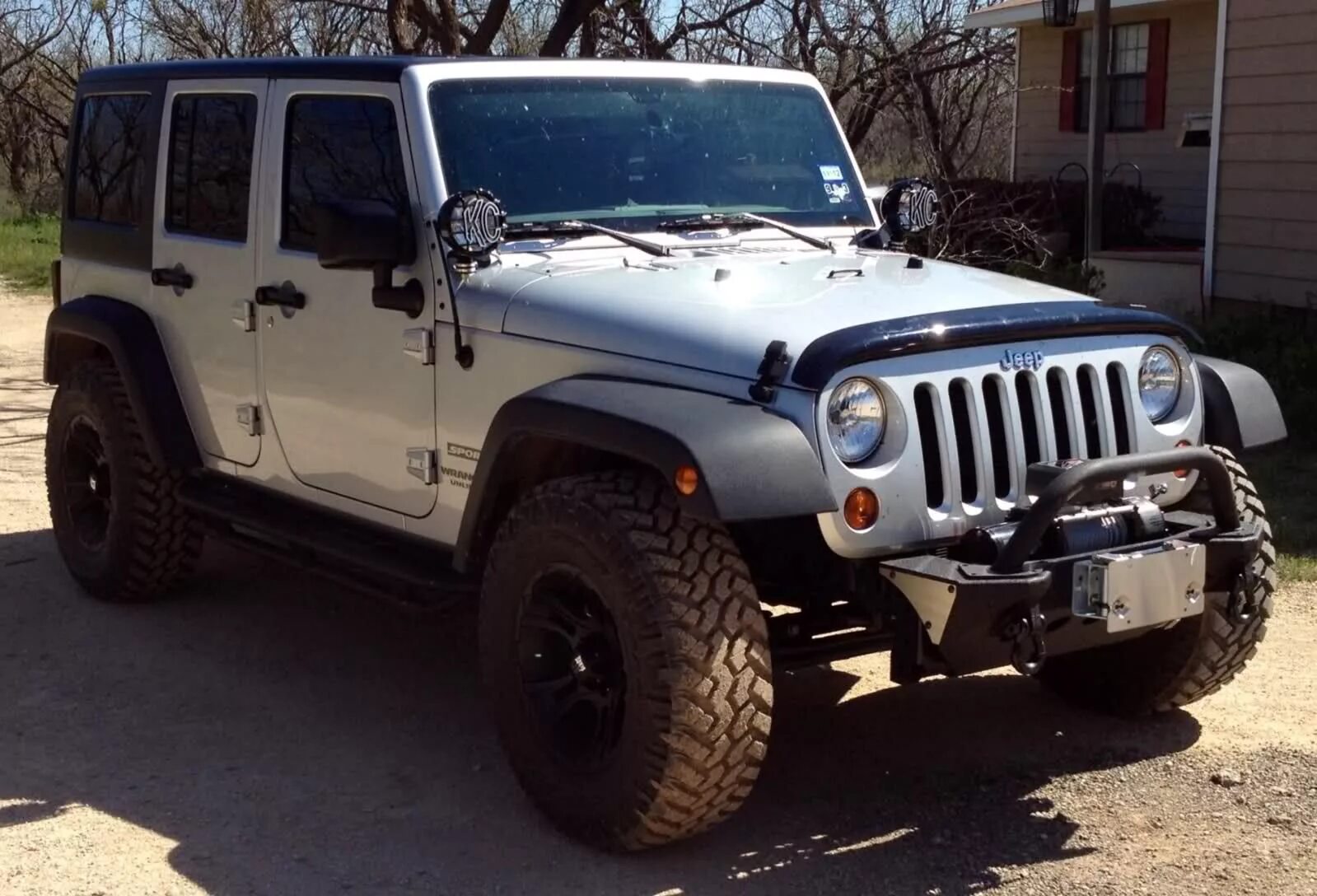Подъемник за колесо для авто. Jeep wrangler jk tuning. Диски для jeep wrangler jl. Isuzu trooper 33 inch. Jeep wrangler 33x12.