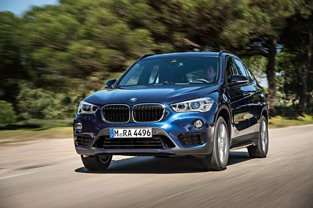 X 1 является. БМВ х1 2016. BMW x1 xdrive25i. БМВ x1 2016. BMW x1 2021.