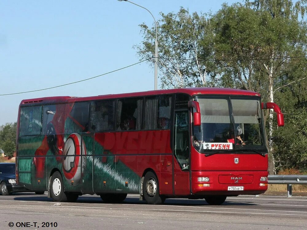 Автобус Рубин. Спортивный автобус. Казанский Рубин автобус. Автобус футбол Рубин.