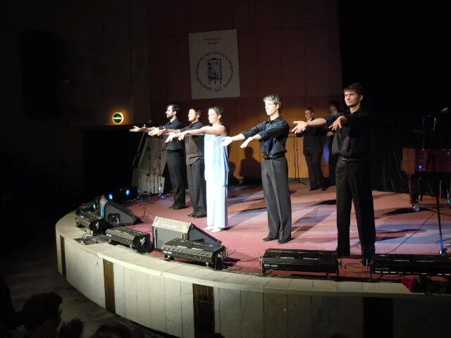 колледж сценического искусства москва. театральный колледж в москве. московский театральный колледж имени филатова. поступление в театральный колледж. белая роза медицинский центр междуреченск адрес.