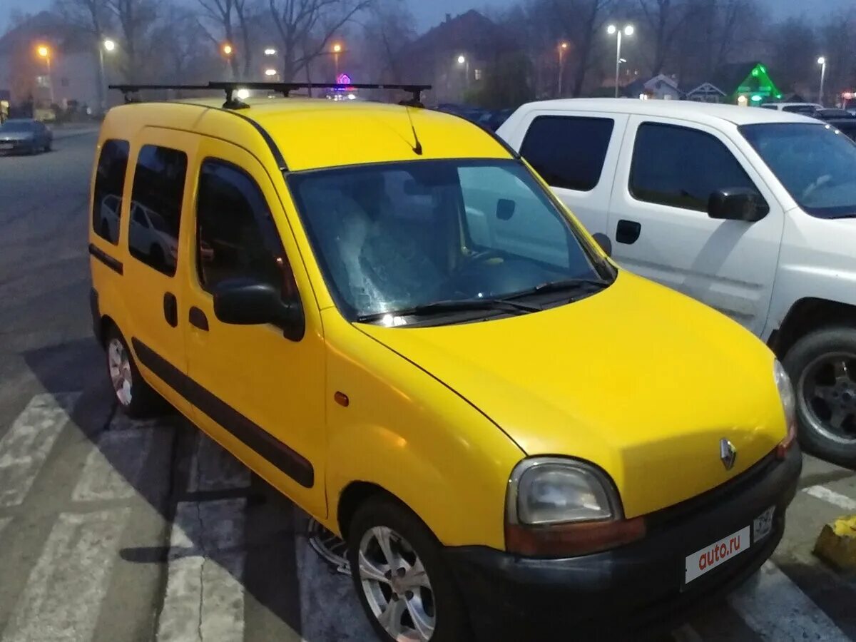 Купить рено кангу дизель. Renault Kangoo 2001. Рено Kangoo 2001. Рено Кангу 2001 желтый. Renault Kangoo 2001 года.