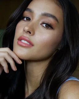 Pinay