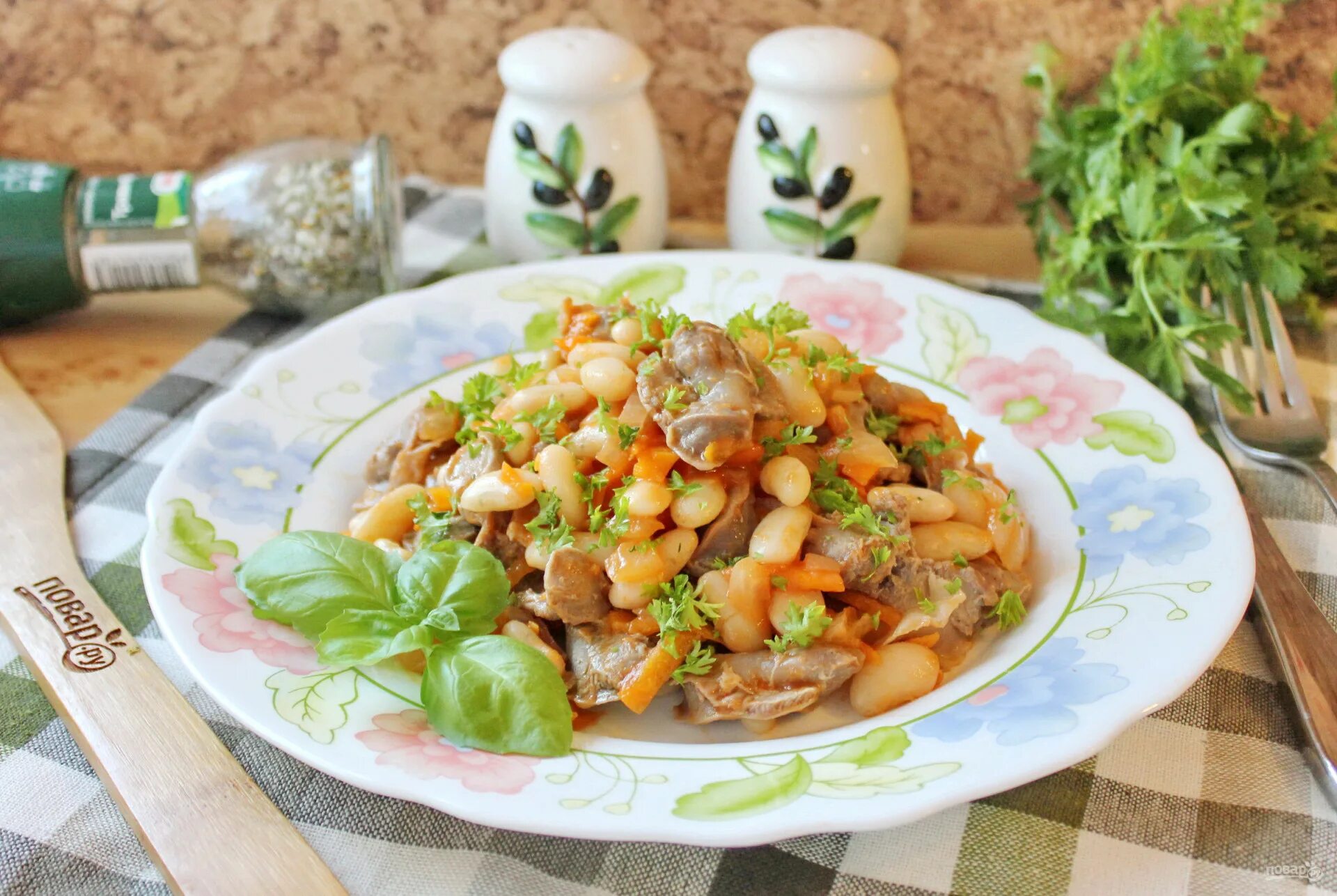 Как приготовить курицу с фасолью. Куриные желудки с овощами. желудочки с рисом. рис с фасолью. фасоль на ужин.