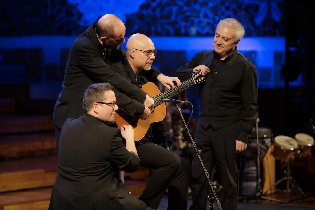 Barcelona Guitar Trio. Барселона гитар трио. Барселонское гитарное трио. Jose Maldonado Flamenco. Трио танцуй