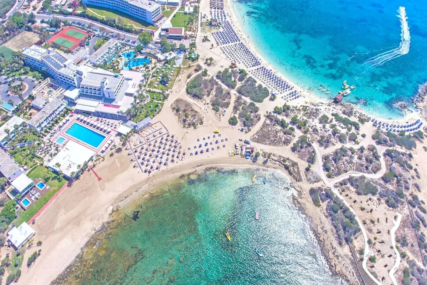Камеры айя напа. The dome beach 4 кипр. макронисос бич айя-напа. пляж макронисос кипр. доме бич кипр айя напа.
