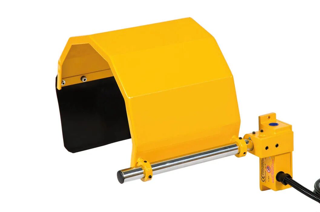 Установка защитного кожуха. Установка защитного кожуха. Защитный кожух для токарного станка 1к62. Защитный кожух для смесителей. Универсальная насадка на болгарку для штробления стен — mechanic air duster.