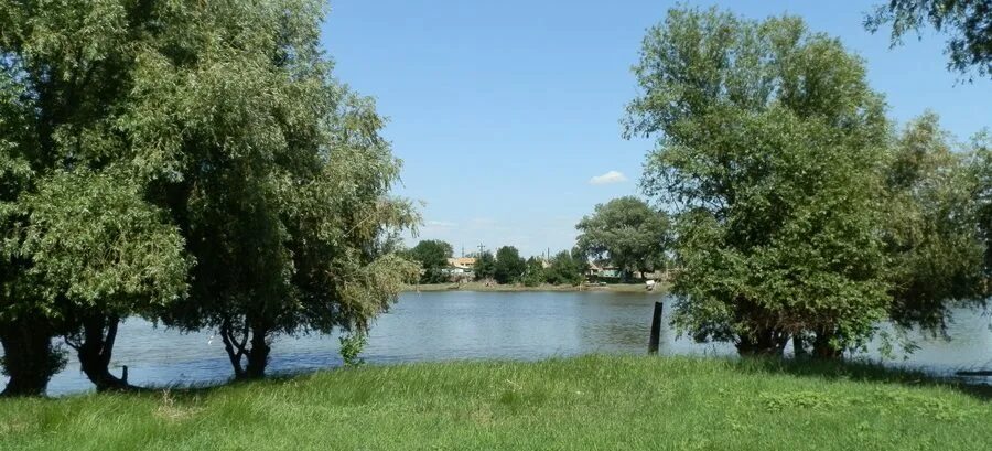 Яксатово астрахань. Село лебяжье камызякский. Село лебяжье камызякский. Чапчачи астраханская область. Село лебяжье камызякский.