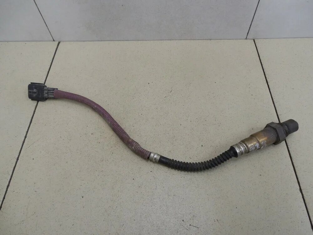 Датчик кислорода рено дастер 2. 6. Кислородный датчик рено дастер. Кислородный датчик рено дастер. Датчик кислорода дастер 1.