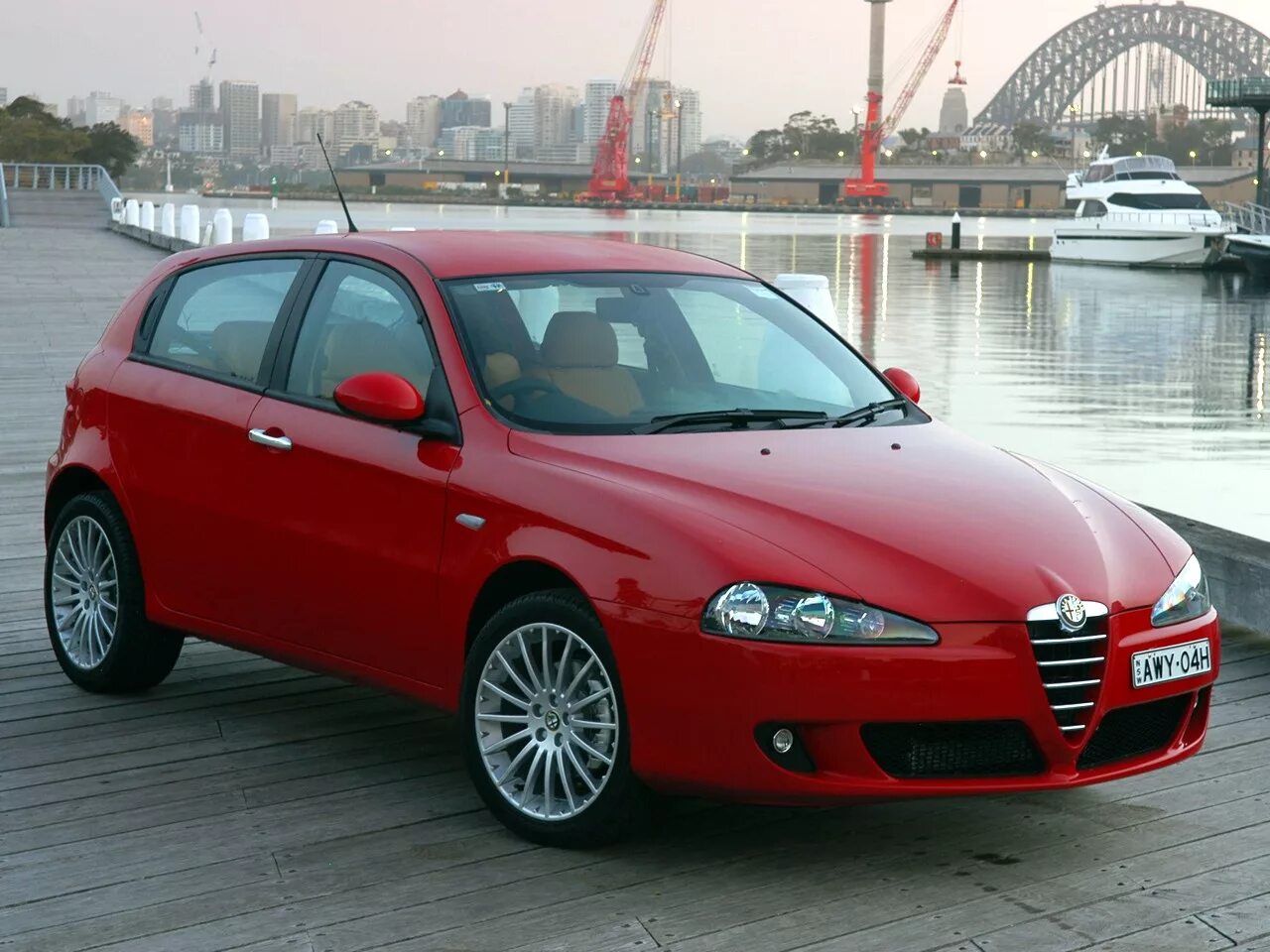 Альфа ромео бу. Alfa Romeo 147. Альфа Ромео 147. Alfa Romeo 147 2010. Alfa Romeo 147 1.