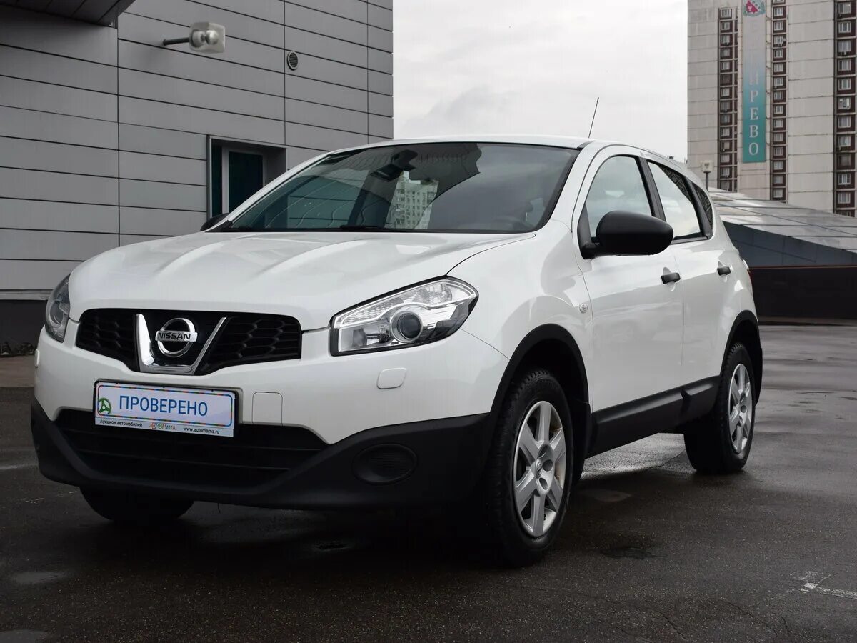 Nissan Qashqai 1.6 CVT, 2013. Nissan Qashqai i Рестайлинг на природе. Купить машину Кашкай Ниссан 2013г. Ниссан Кашкай купить с пробегом в Москве и области. Ниссан кашкай купить московской области