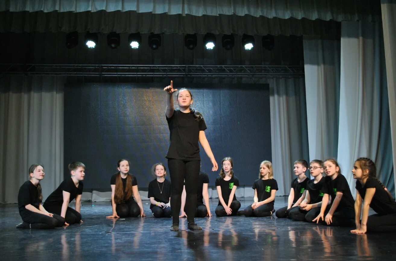 Дворец пионеров. Конкурс «о песня русская родная» пккк. Конкурсы профессионального мастерства для педагогов доу. Фотографии конкурс патриотических песен. Конкурс энергия основа всего 2022.