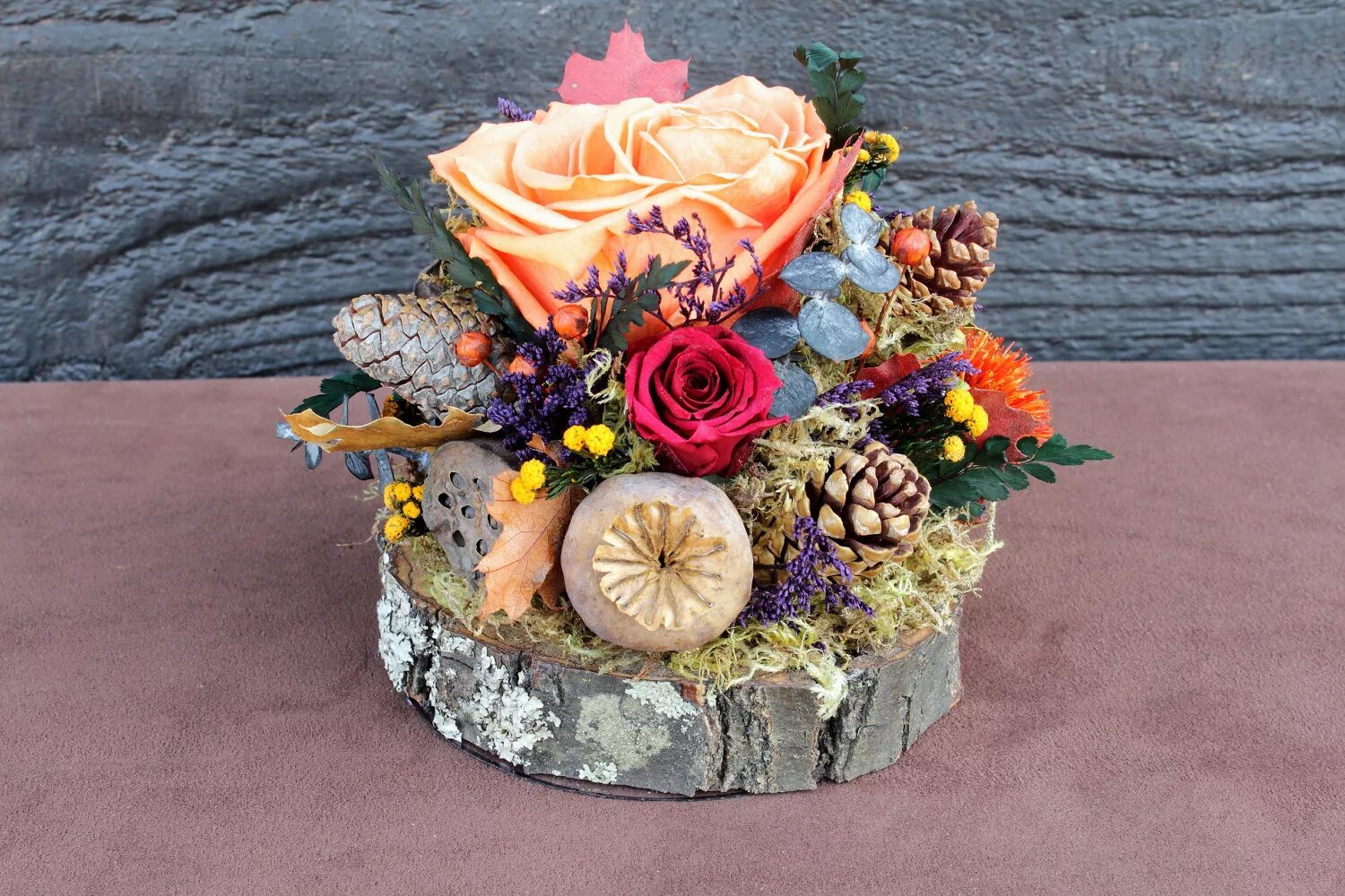 Композиция натуральных. Экибана с мимозой. Композиции из искусственных цветов для интерьера. Осенняя композиция из природных материалов. Экибана осенняя композиция.