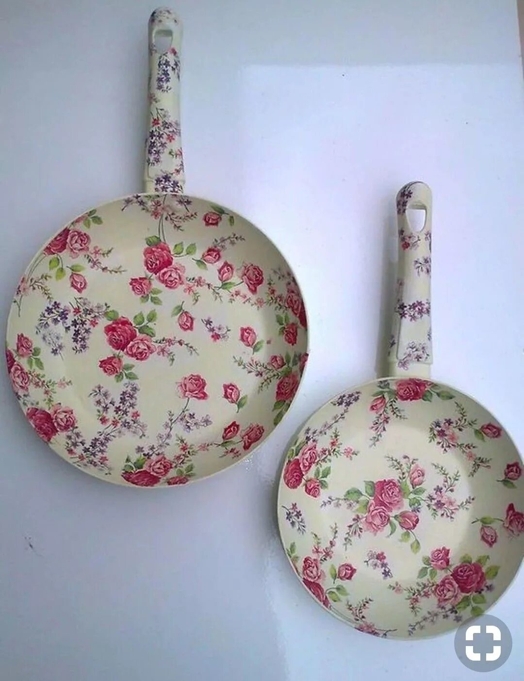 декупаж старой сковородки.