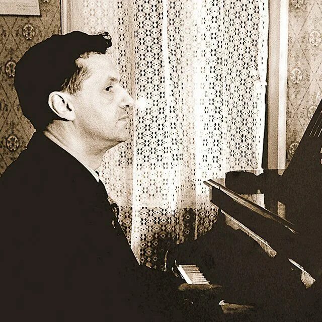 Софроницкий пианист. Софроницкий и скрябин. Софроницкий пианист в ленинграде. Софроницкий и скрябин. Софроницкий пианист 1960.