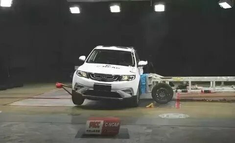 Geely atlas краш тест