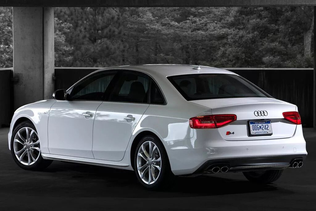 2015 года в 9. Audi s4 2013. ауди s4 2015. audi s4 b8 седан. audi s4 2014.