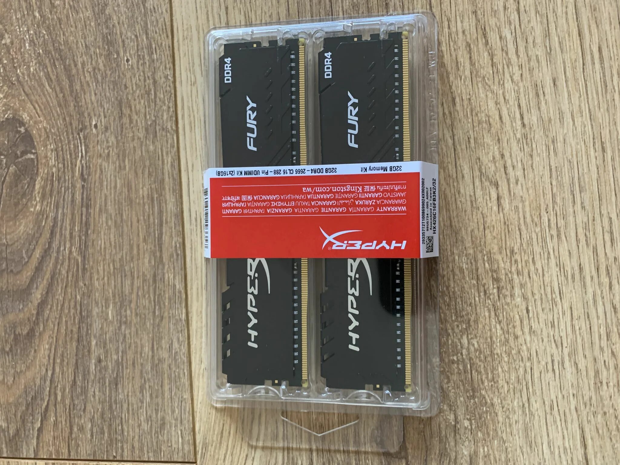 Kingston fury оперативная память 32 2x16. Kingston HYPERX Fury Black 32gb ddr4-2666mhz. HYPERX 2666 ddr4 2x16gb. Kingston HYPERX Fury Black ddr4. Kingston HYPERX Fury 32gb ddr4.