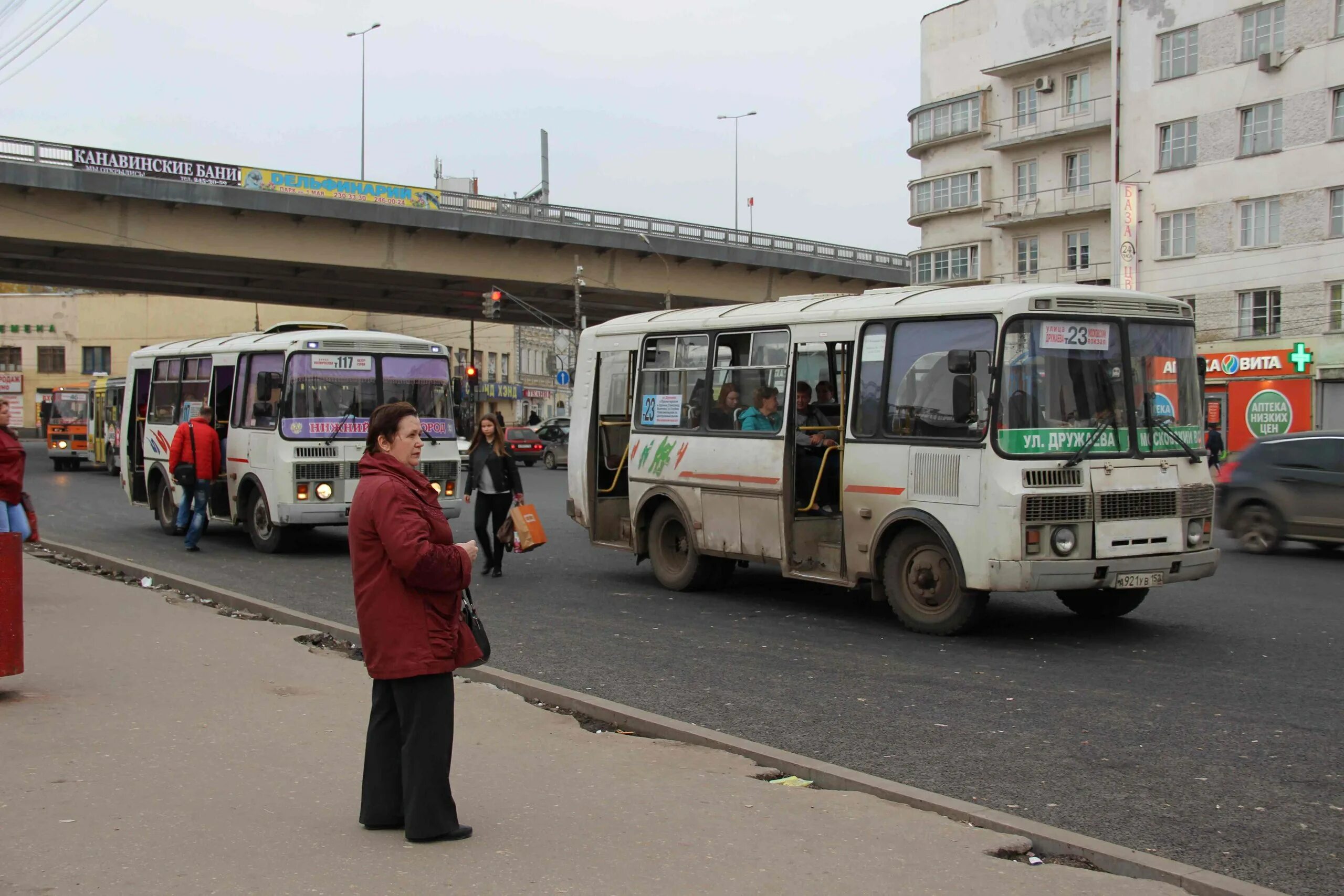 16 маршрутка нижний новгород. Нижегородский автобус. Маршрутки Нижний Новгород. Общественный транспорт Нижний Новгород. Автобус 5 Нижний Новгород.