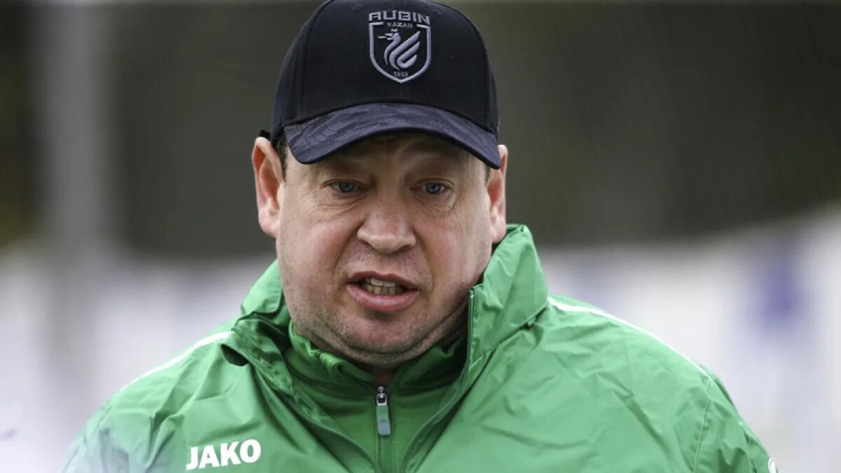 Слуцкий дали. Леонид слуцкий евро 2016. Леонид слуцкий 2021. Слуцкий рубин. Леонид слуцкий 2022.